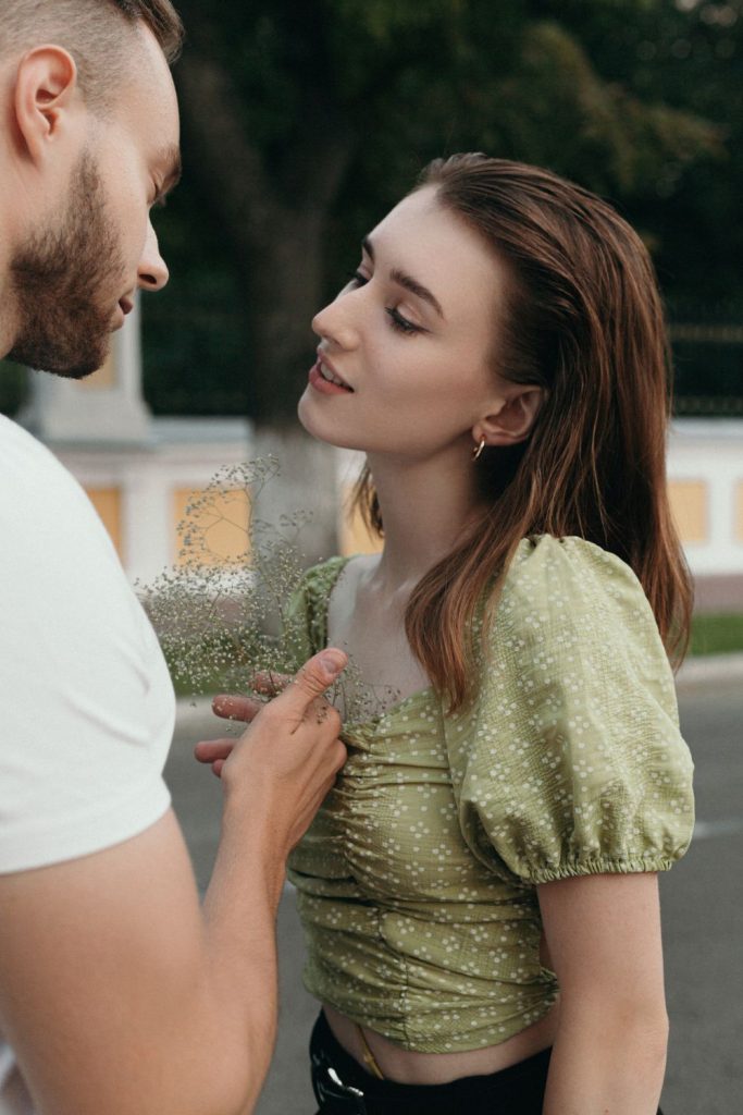 why do Men Stare At Women