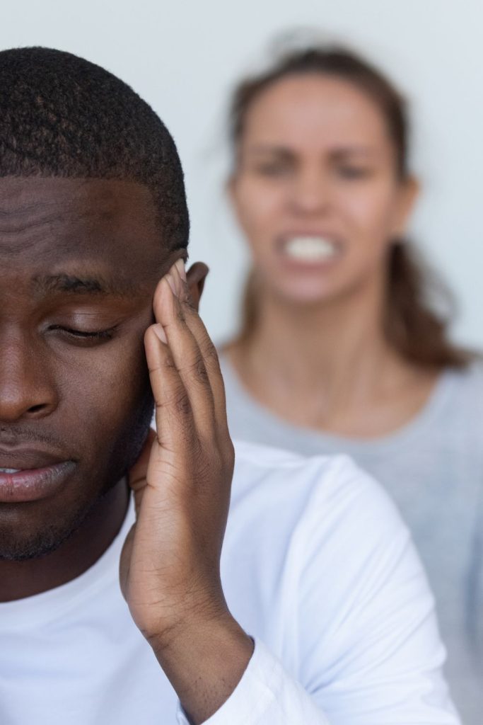 Signs your boyfriend has lost interest in you