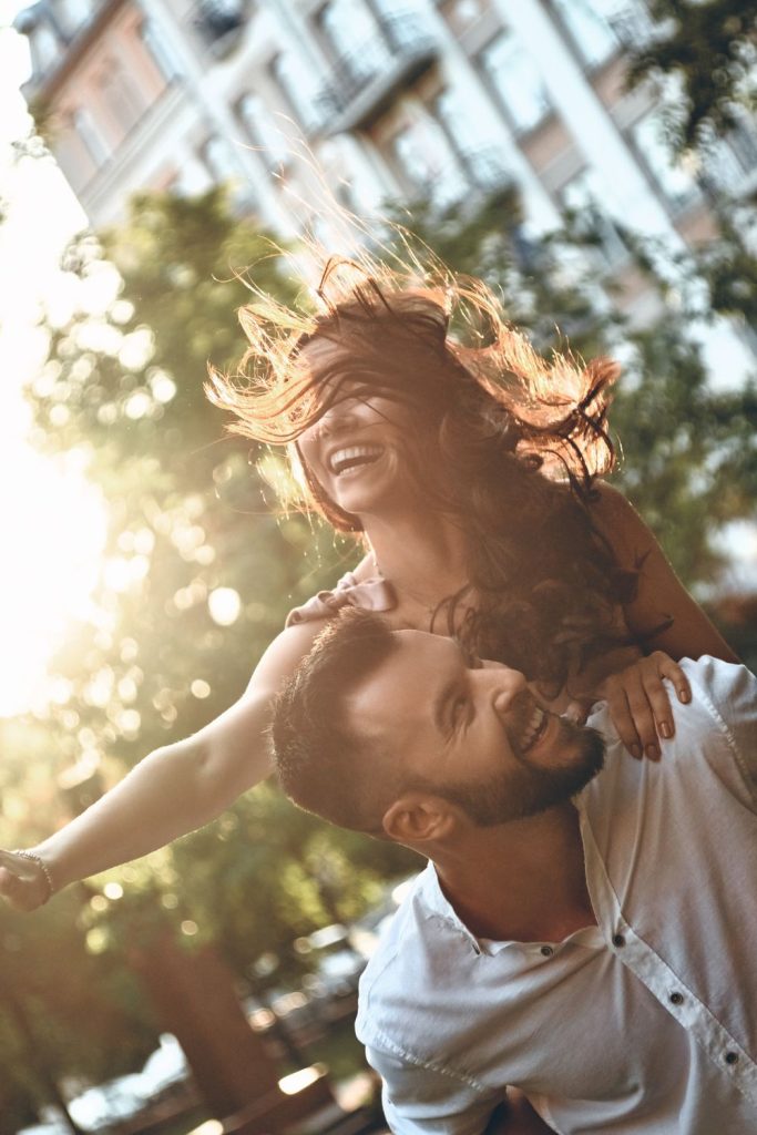 things girls do that guys love